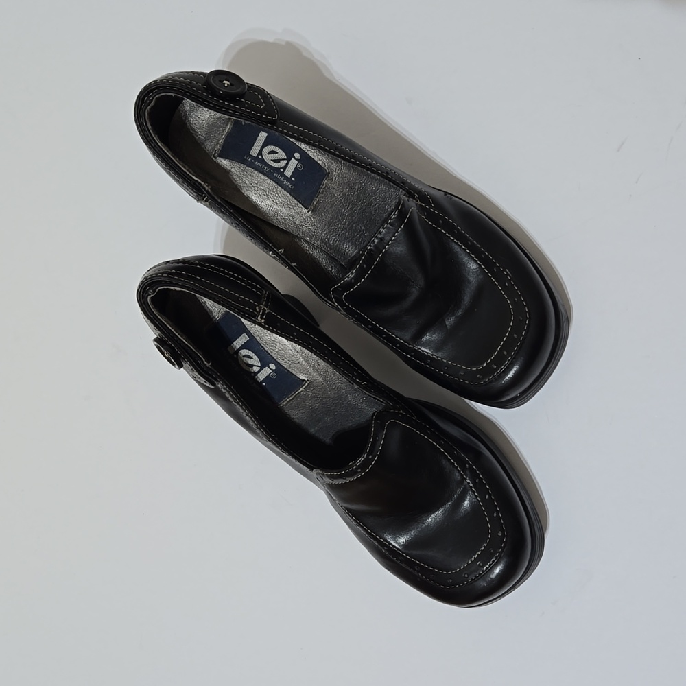 Lei Vintage Button Platform Chunky Heeled Mules